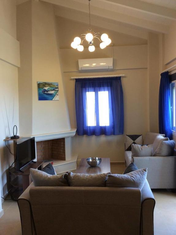 Nikiana Two Bedroom Apartment Bagian luar foto